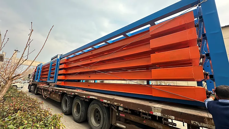 2530 Hand Cranked Sheet Metal Storage